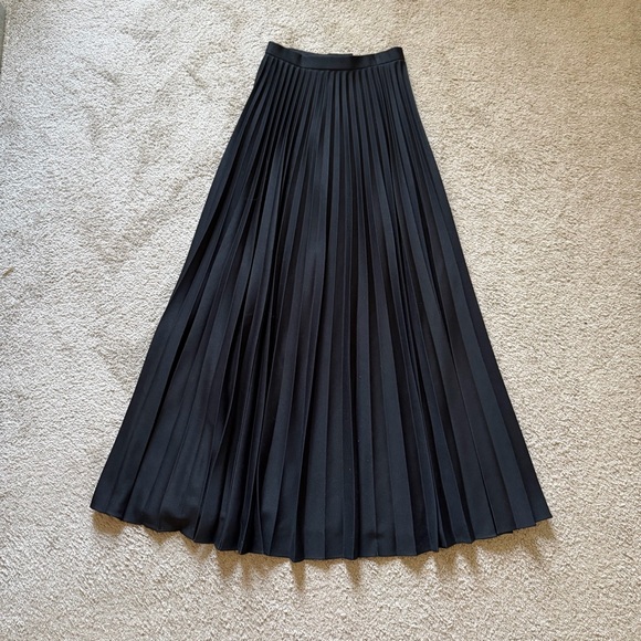 Miss Shaheen Dresses & Skirts - VTG ~ 1970s ~ Miss Shaheen ~ Black Accordion Pleat Maxi Skirt ~ Classic ~ Size 6